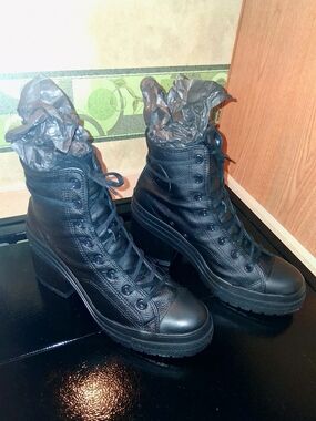 Converse Chuck 70 De Luxe Heel Leather Boots - Black - Size 10.5M / 12.5W